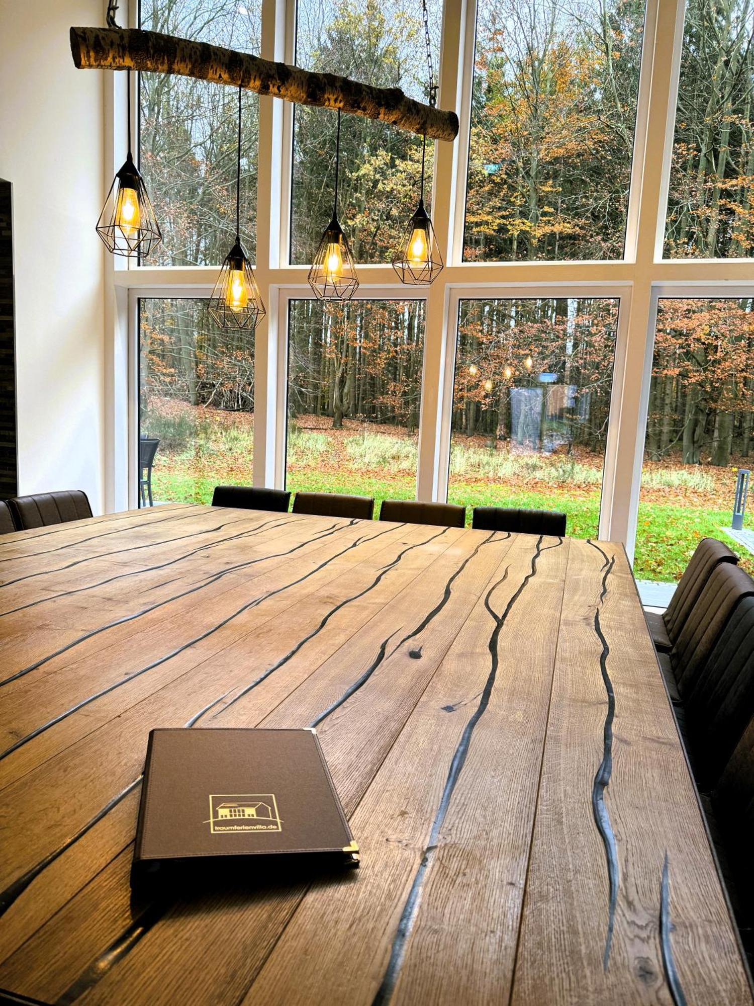 Villa Thormarcon Am Plauer See Fuer 18 Gaeste, Sauna, Pool Lenz Luaran gambar
